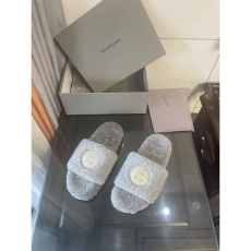 Balenciaga Slippers